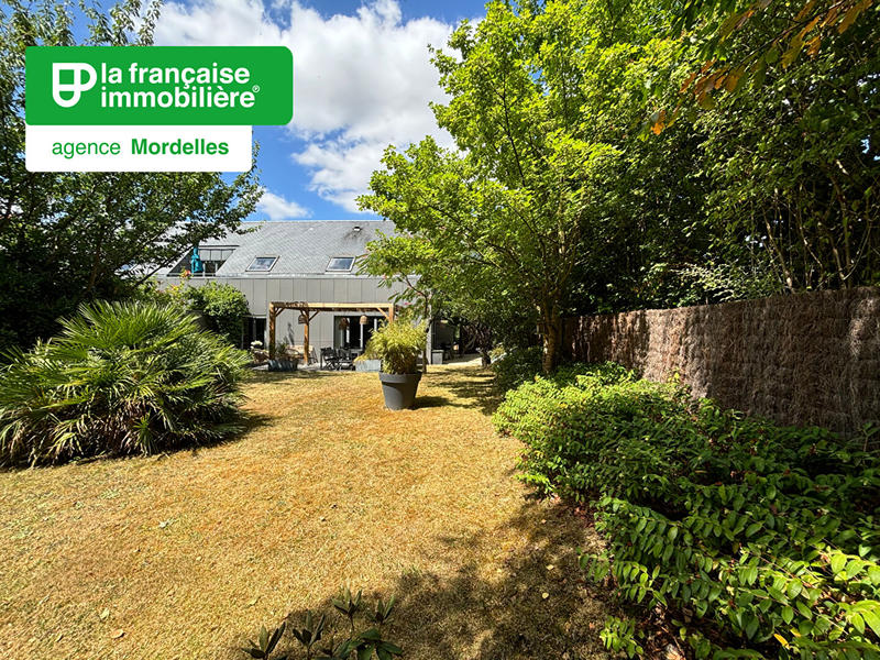 Maison - 94 m² - 4 pièces