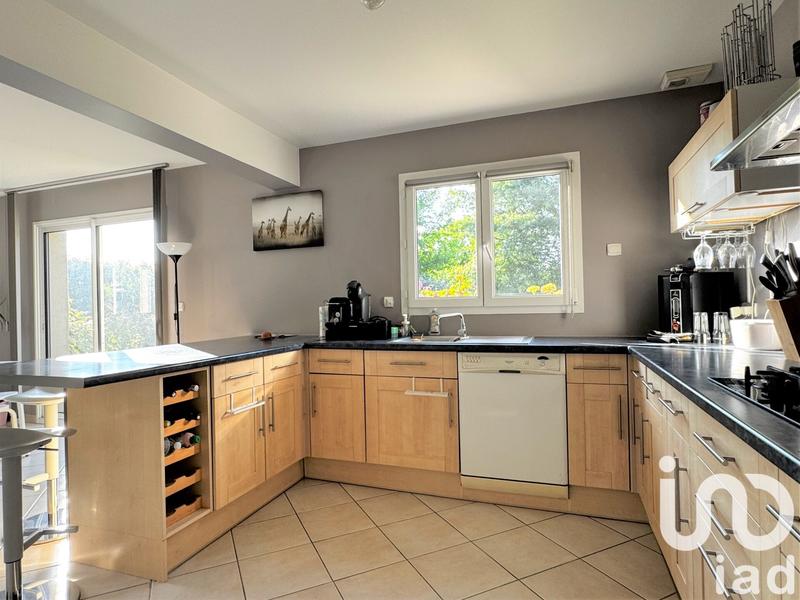 Maison - 142 m² - 7 pièces