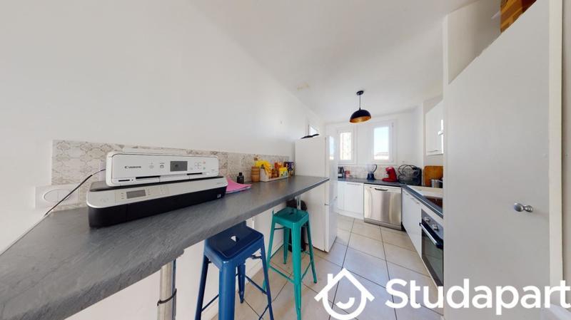 Chambre - 11 m² - 1 pièce