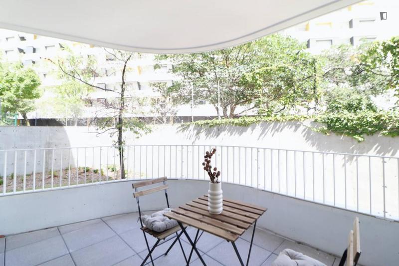 Chambre - 10 m² - 5 pièces