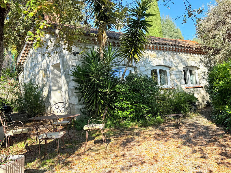 Villa - 205 m² - 9 pièces