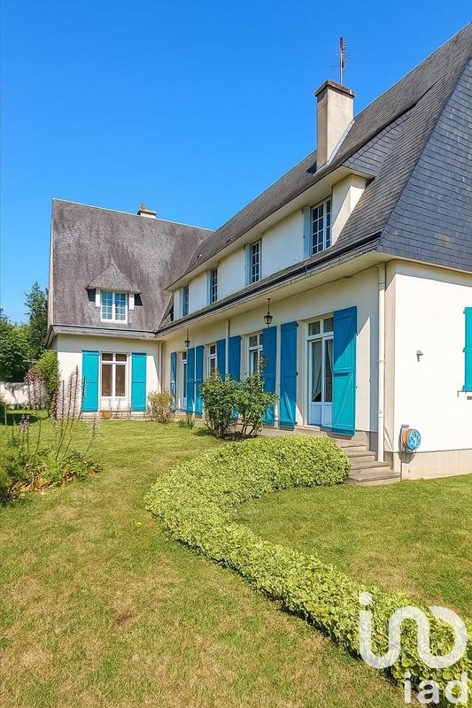 Maison de ville - 260 m² - 8 pièces
