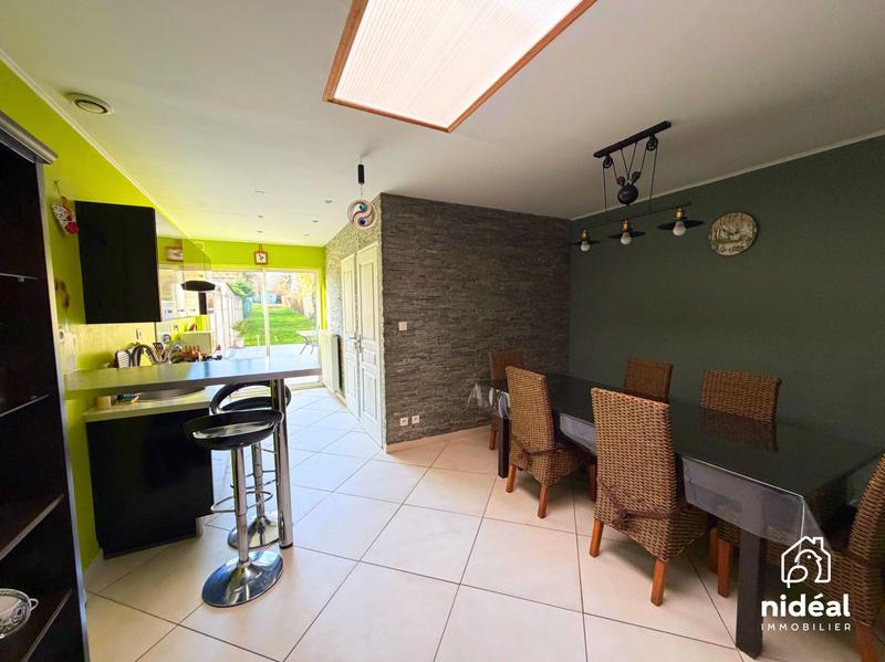 Maison - 106 m² - 7 pièces