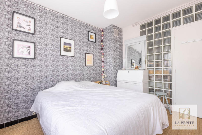 Appartement - 100 m² - 6 pièces