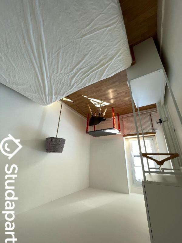 Chambre - 9 m² - 1 pièce