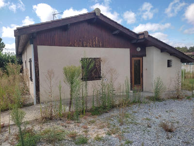Maison - 247 m² - 12 pièces