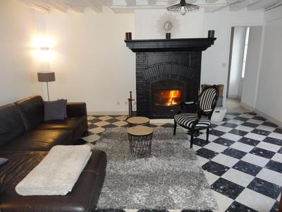 Maison - 242 m² - 7 pièces