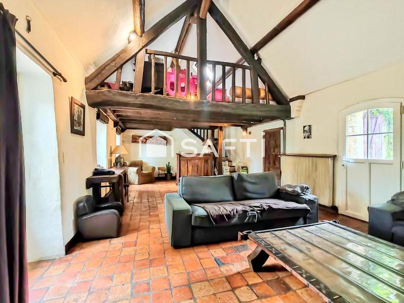 Maison - 170 m² - 6 pièces