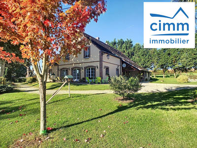 Maison - 365 m² - 15 pièces