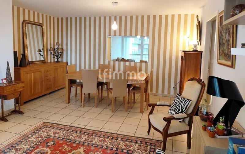 Appartement - 93 m² - 4 pièces