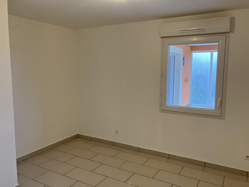 Appartement - 82 m² - 3 pièces