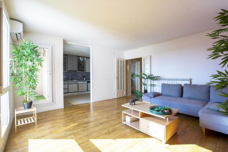 Appartement - 75 m² - 3 pièces