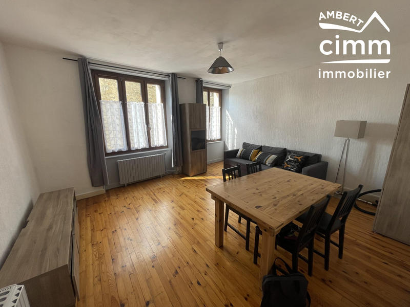 Maison - 92 m² - 4 pièces