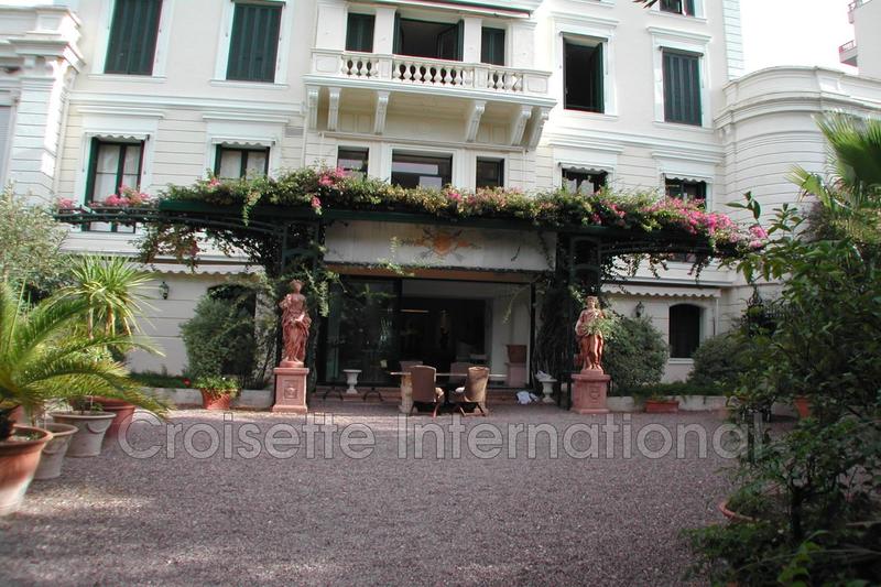 Duplex - 220 m² - 6 pièces