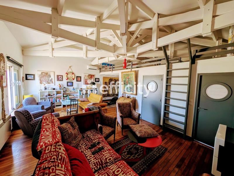 Maison - 110 m² - 4 pièces