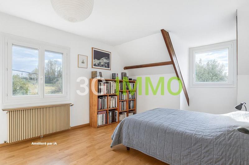 Maison traditionnelle - 140 m² - 6 pièces