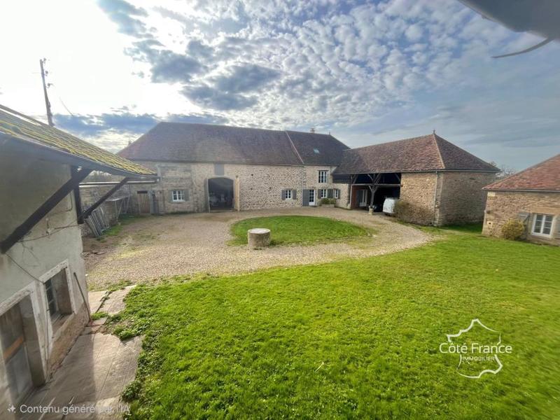 Ferme - 381 m² - 11 pièces