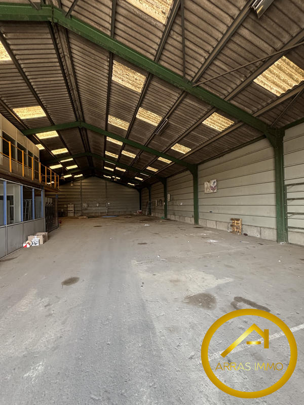 Local d'activités - 480 m²