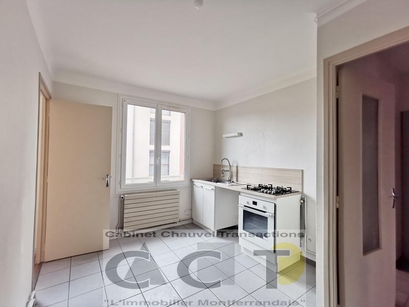 Appartement - 102 m² - 5 pièces