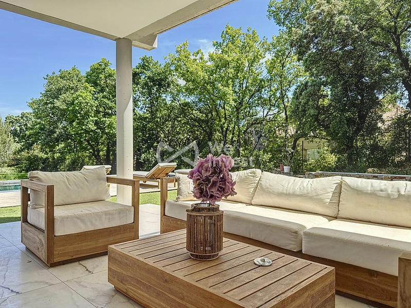 Villa - 280 m² - 5 pièces