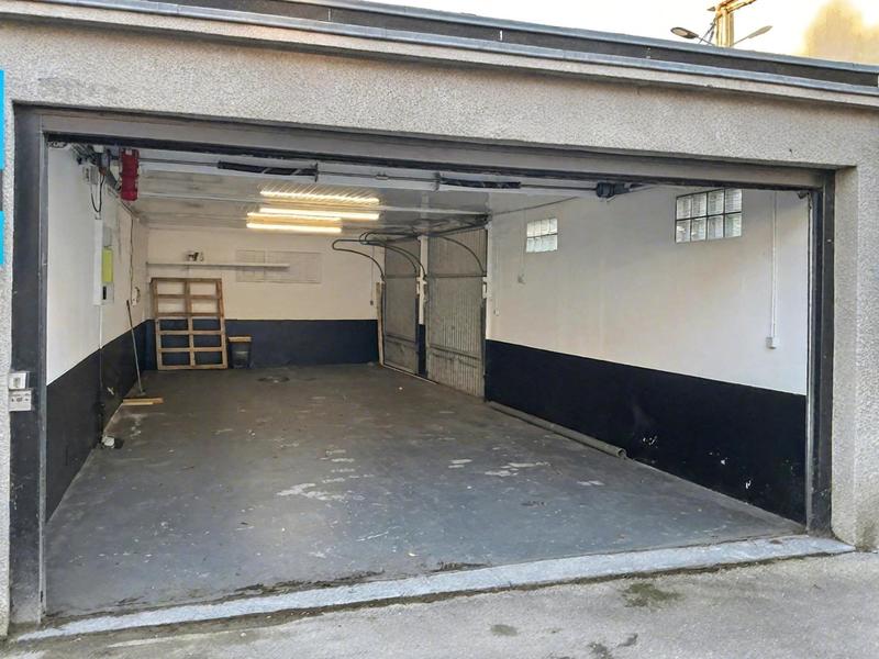 Maison - 236 m² - 9 pièces