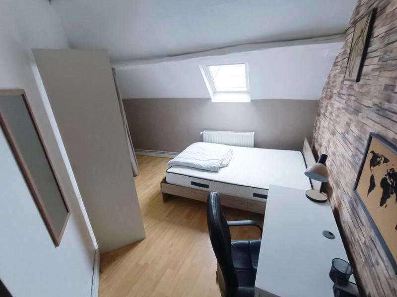 Maison - 80 m² - 5 pièces