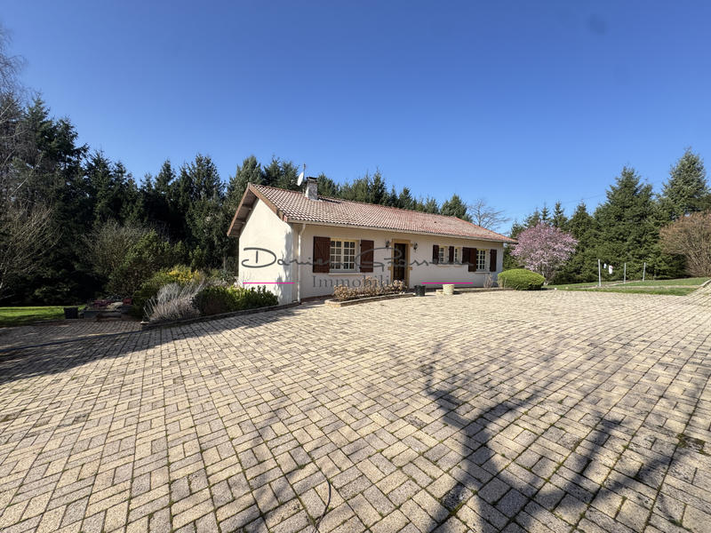 Maison - 102 m² - 5 pièces