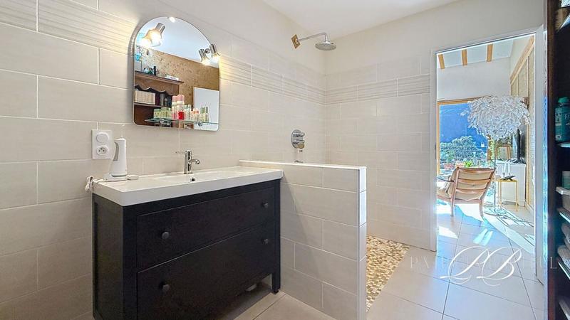 Maison - 124 m² - 4 pièces