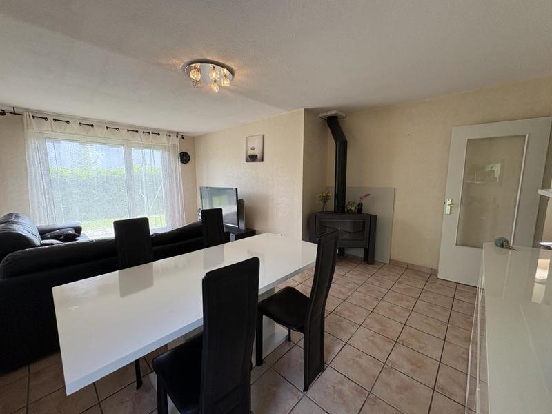 Maison - 97 m² - 5 pièces