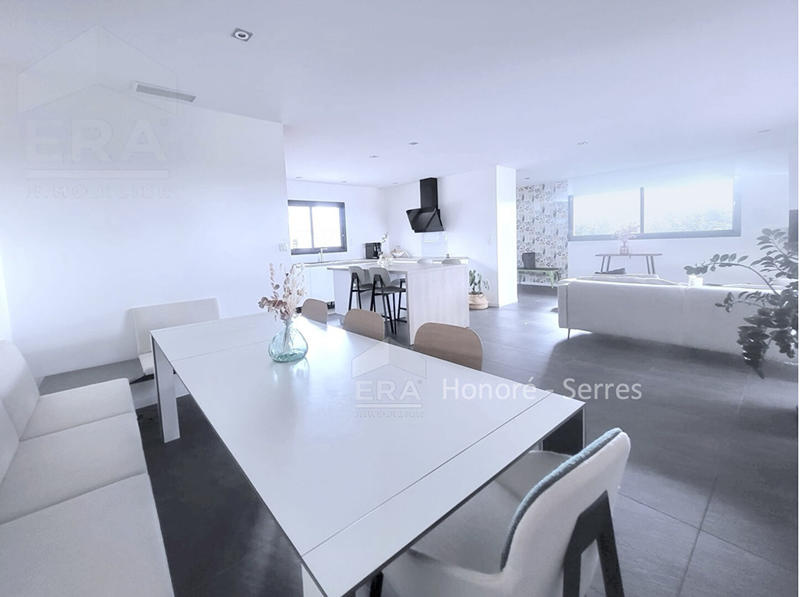 Maison - 151 m² - 5 pièces