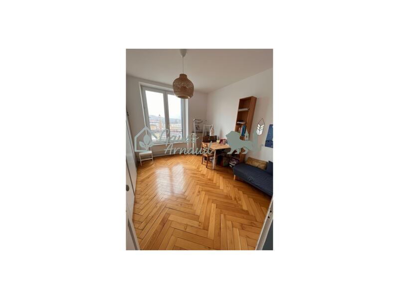 Appartement - 149 m² - 6 pièces