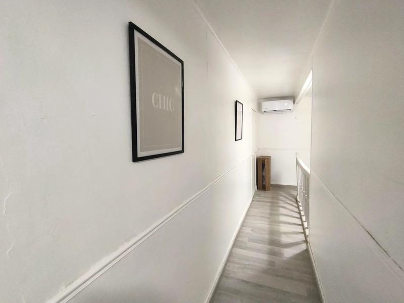 Maison - 204 m² - 6 pièces