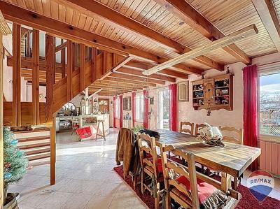 Maison - 115 m² - 5 pièces