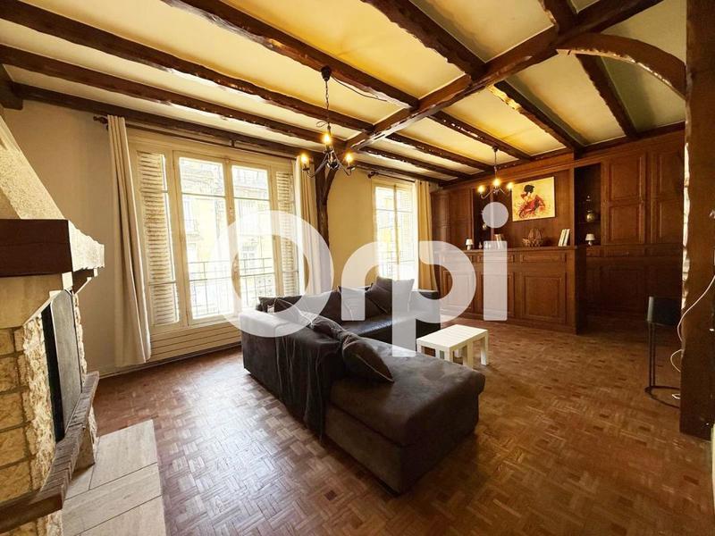 Duplex - 266 m² - 11 pièces