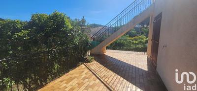 Maison - 210 m² - 7 pièces