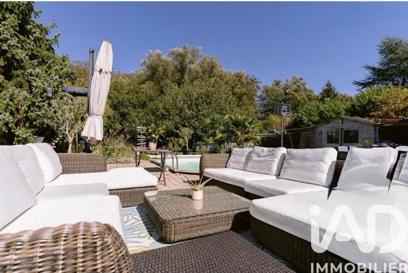 Maison - 153 m² - 8 pièces