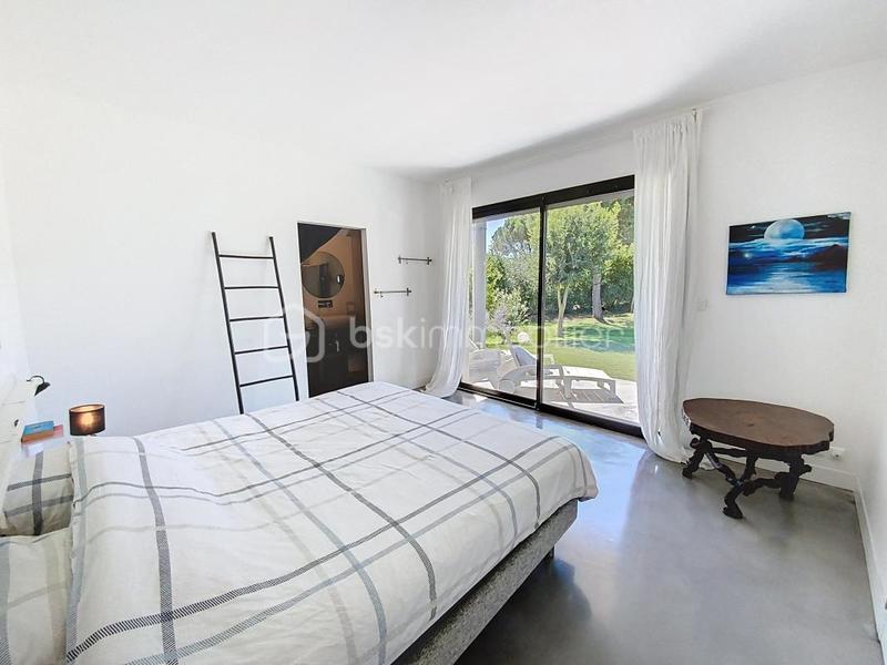 Maison - 168 m² - 5 pièces