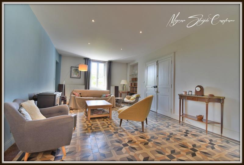 Maison bourgeoise - 420 m² - 14 pièces