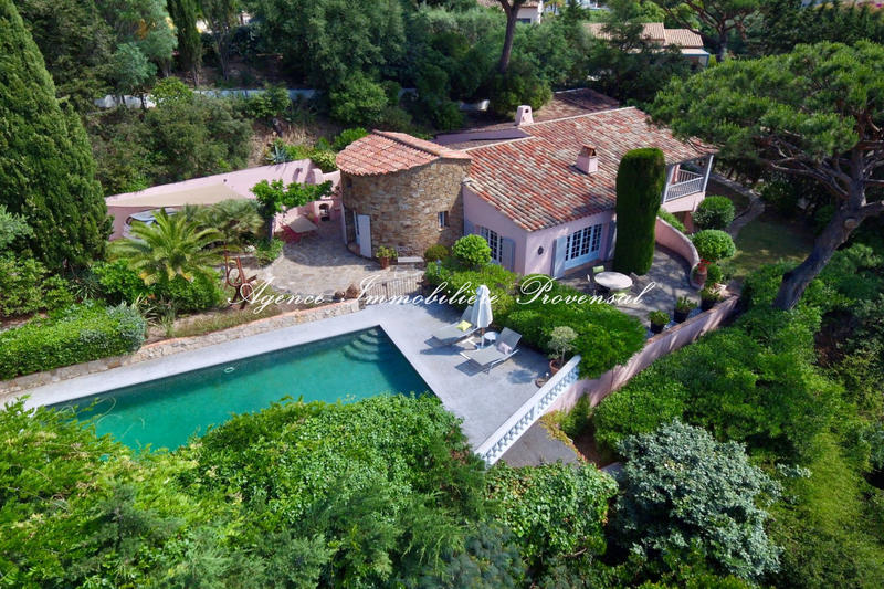 Villa - 200 m² - 7 pièces