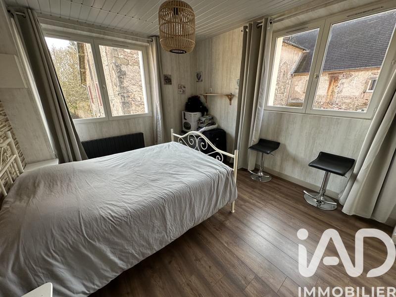 Maison - 182 m² - 8 pièces