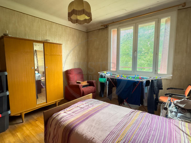 Maison - 165 m² - 6 pièces