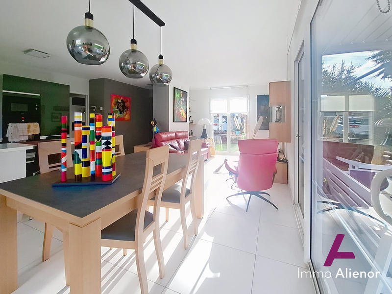 Maison contemporaine - 84 m² - 3 pièces