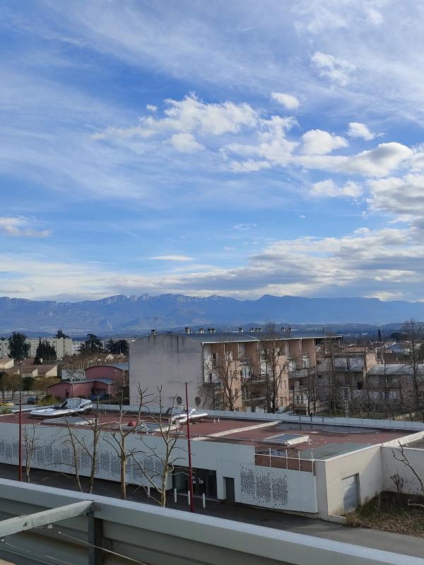 Appartement - 81 m² - 4 pièces