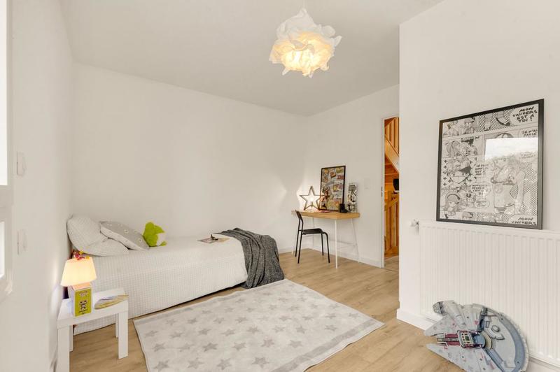 Maison - 92 m² - 4 pièces