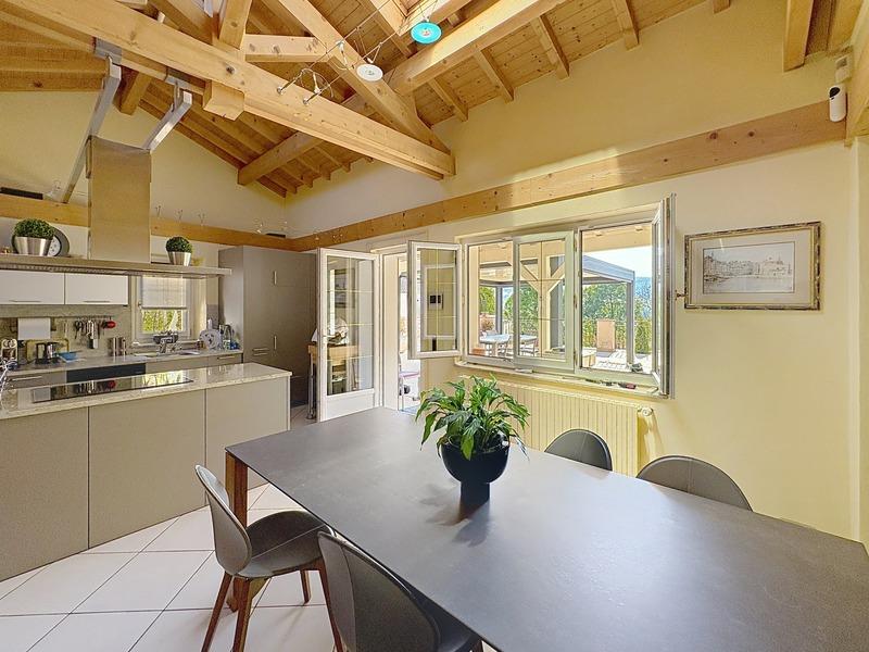 Villa - 196 m² - 7 pièces