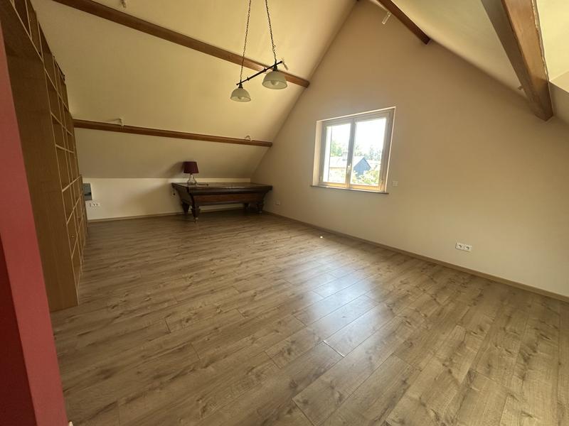 Maison - 182 m² - 8 pièces