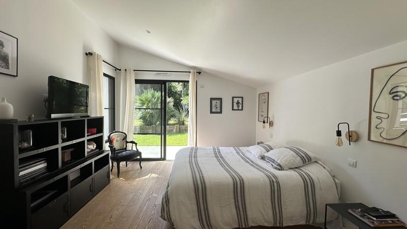 Maison d'architecte - 180 m² - 6 pièces