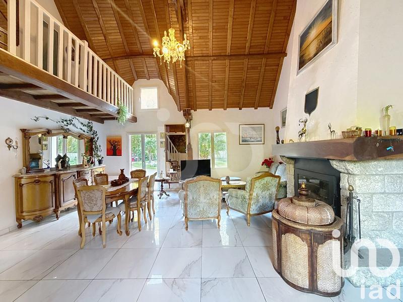 Maison - 150 m² - 6 pièces