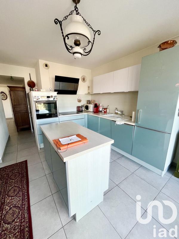 Appartement - 77 m² - 3 pièces