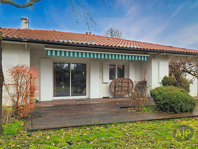 Maison - 138 m² - 5 pièces